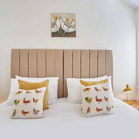 Feriehus Host & - Lemonade Arch *