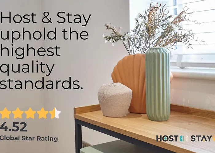 Host & - Lemonade Arch *